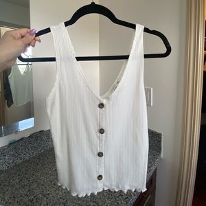 Buttoned tank top blouse